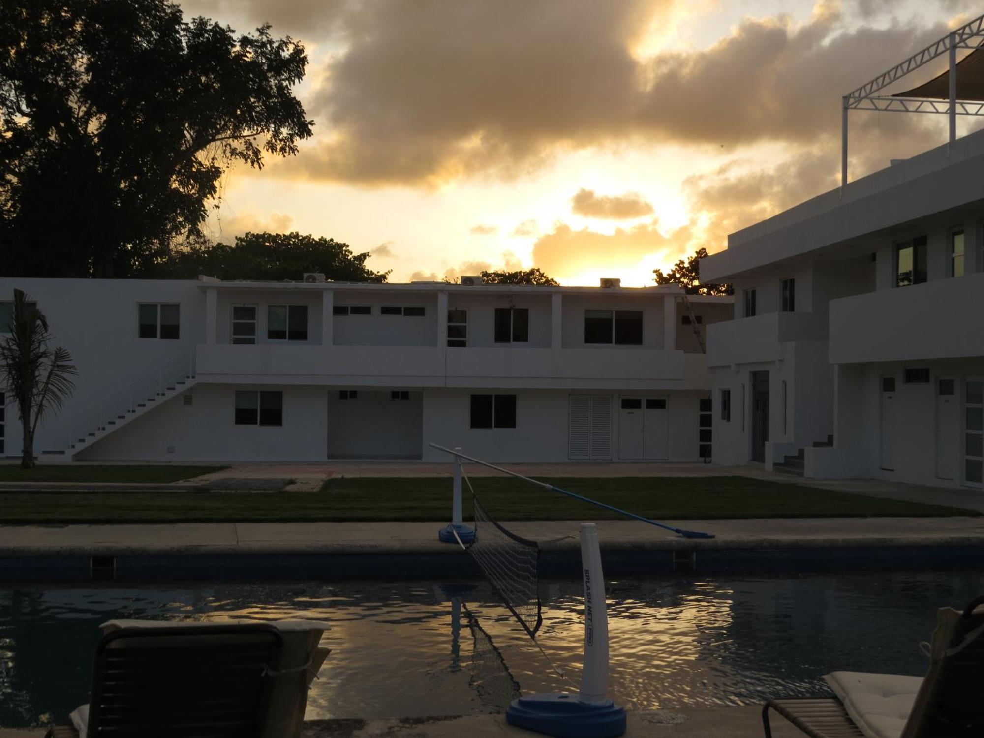 Guest House Stone Wall Residences Cancún Zewnętrze zdjęcie